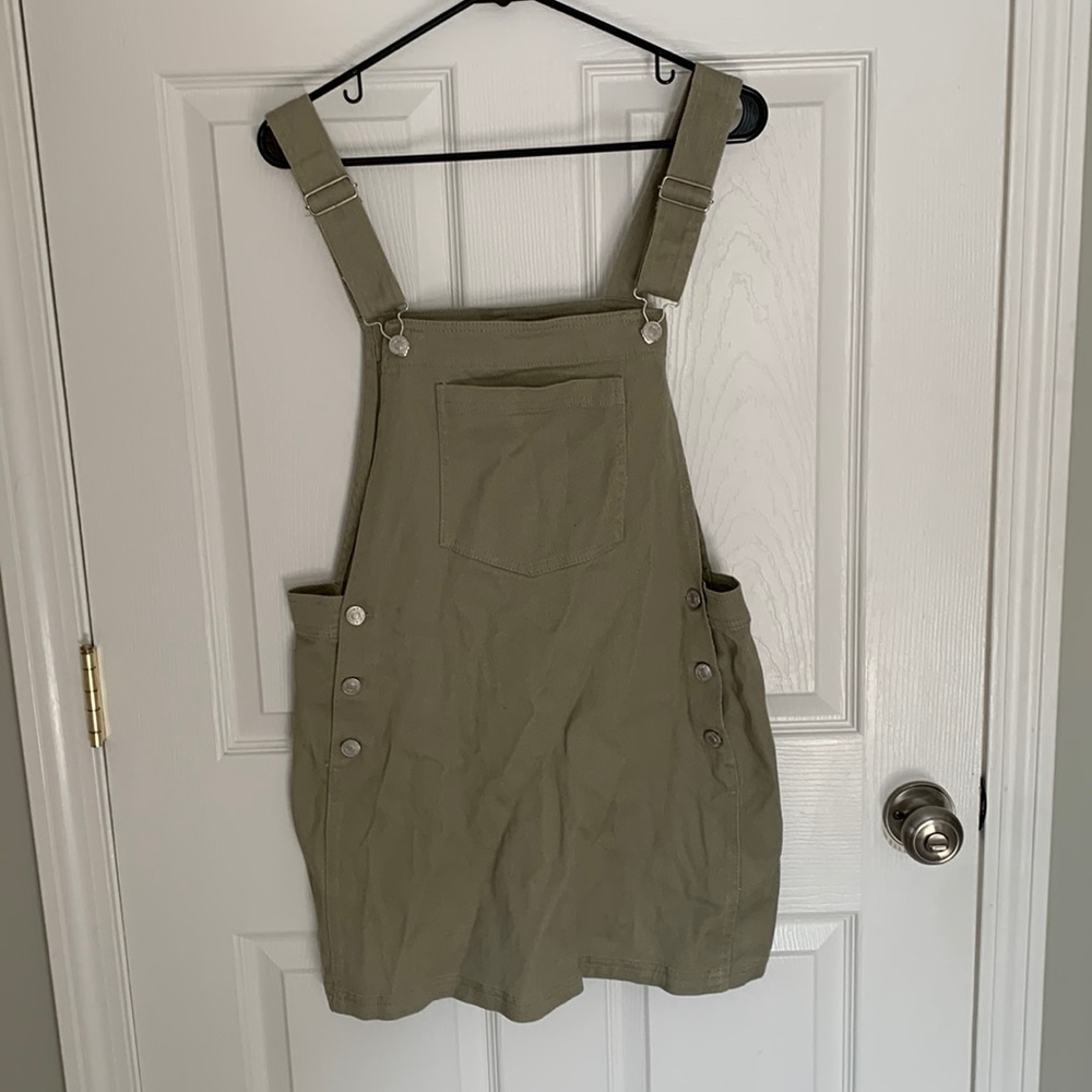 Green overall dress